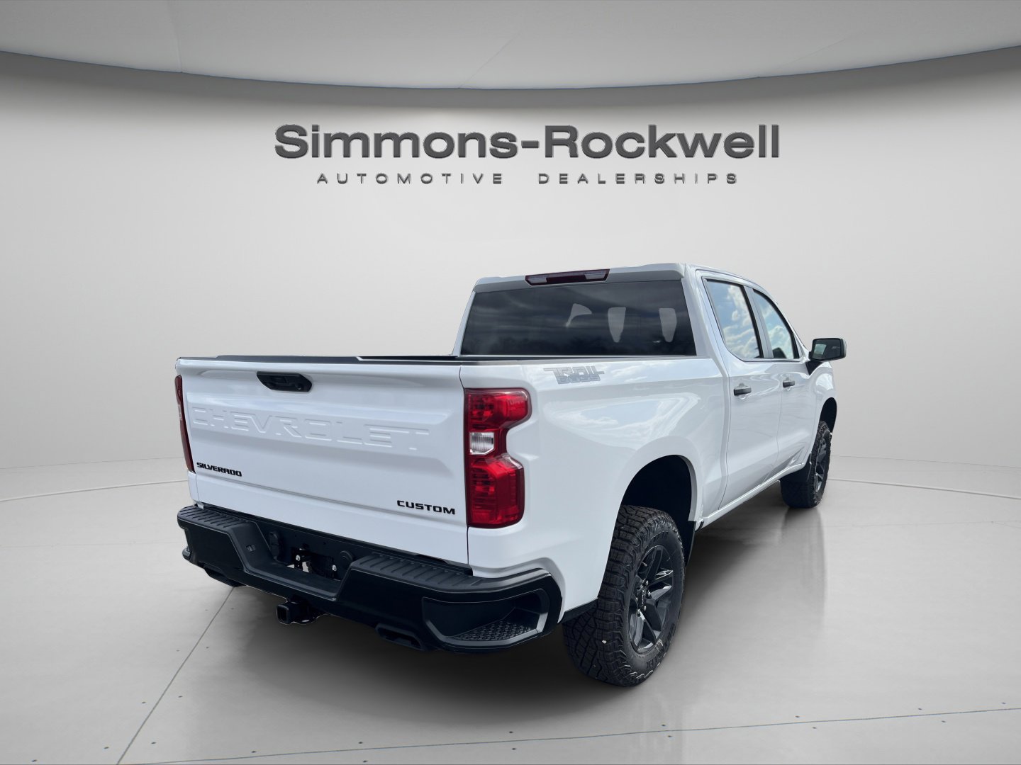 New 2026 Chevrolet Silverado 1500 Custom Trail Boss w/ Dark Appearance Package image 7