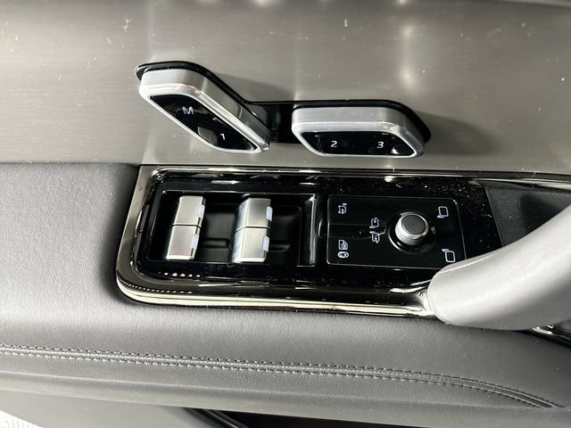 New 2026 Land Rover Range Rover Sport Dynamic SE AWD/4WD image 19