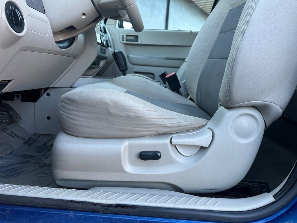 Used 2008 Ford Escape XLT AWD/4WD image 42