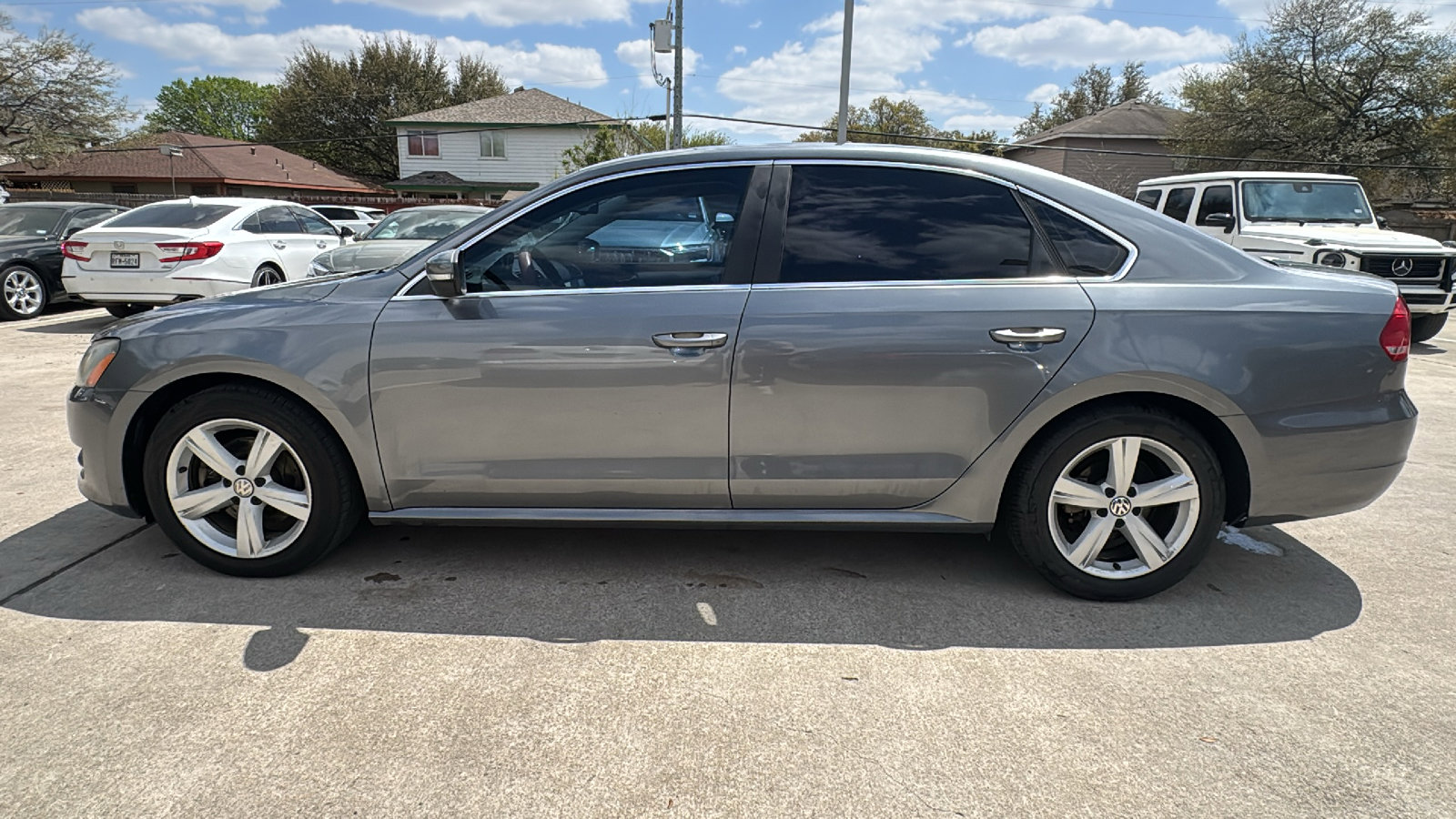 Used 2013 Volkswagen Passat 2.5 SE image 4