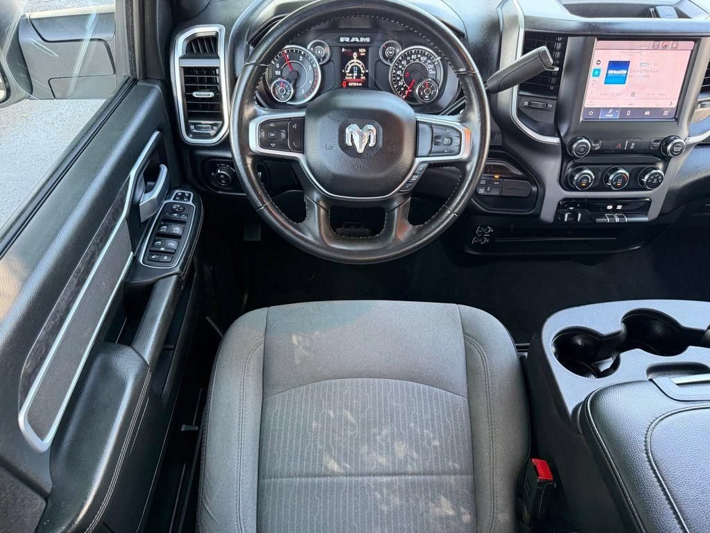 Used 2024 RAM 2500 Big Horn AWD/4WD image 9