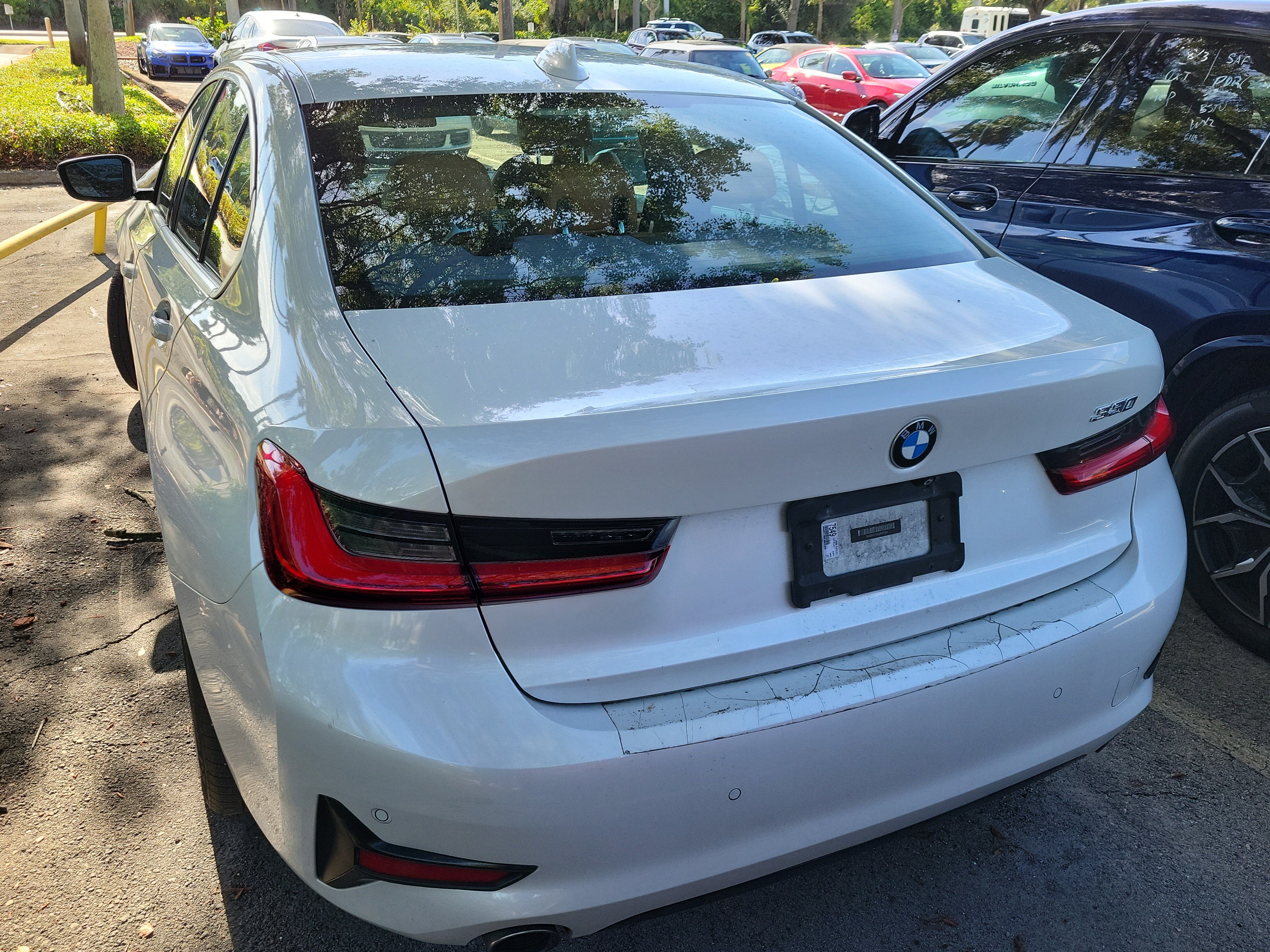 Used 2020 BMW 330i Sedan w/ Convenience Package RWD image 5