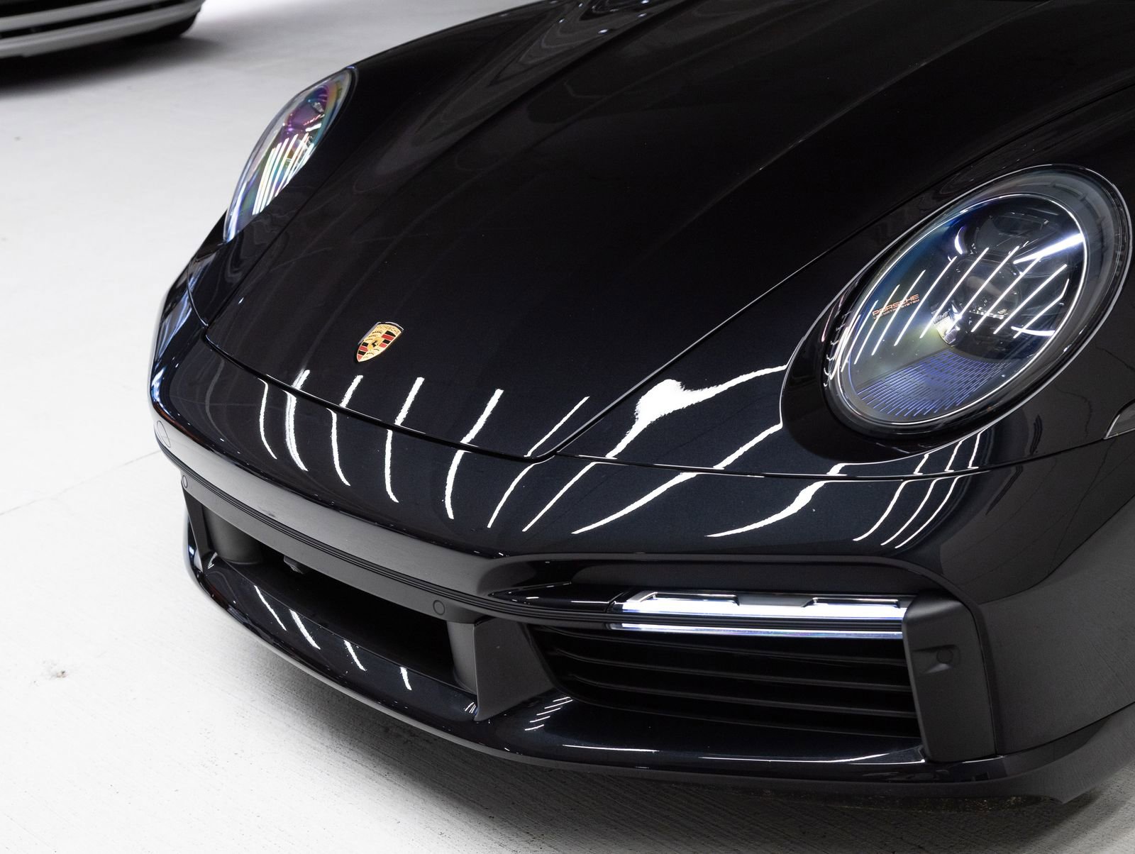 Certified 2023 Porsche 911 Turbo S AWD/4WD image 33