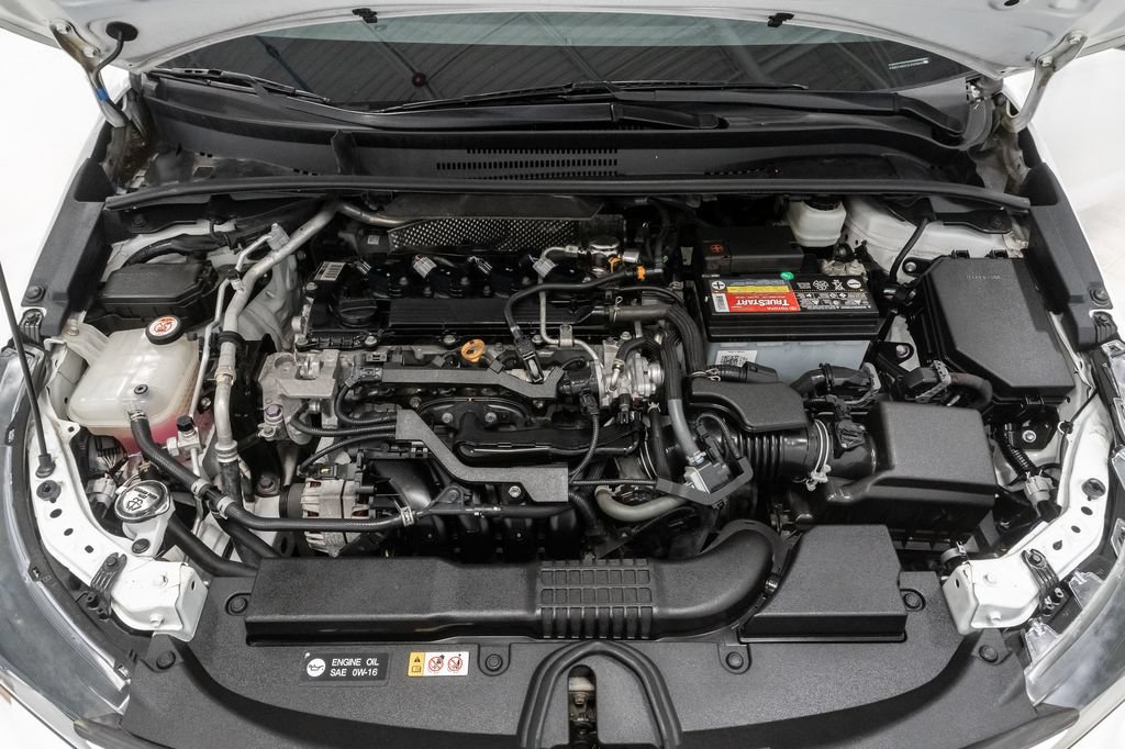 Used 2020 Toyota Corolla SE w/ SE Premium Package FWD image 2