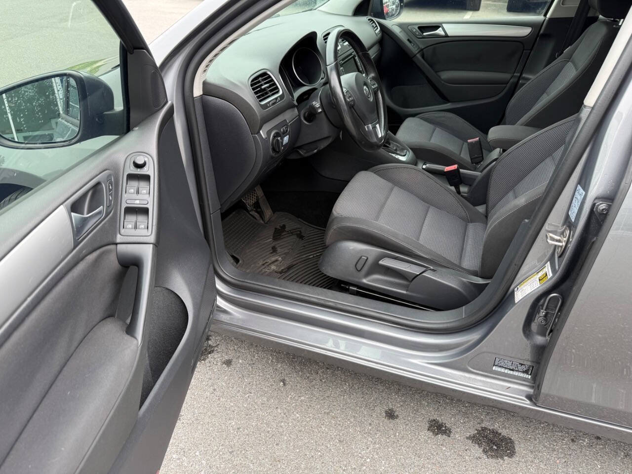 Used 2014 Volkswagen Golf TDI FWD image 18
