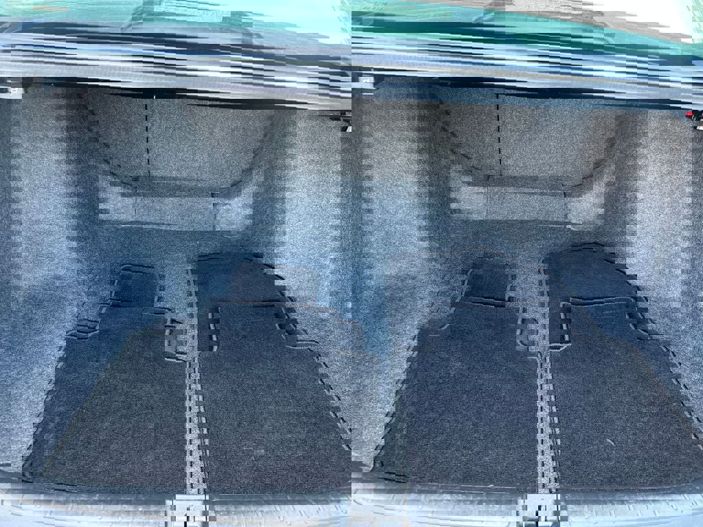 Used 2018 Honda Accord EX-L image 32