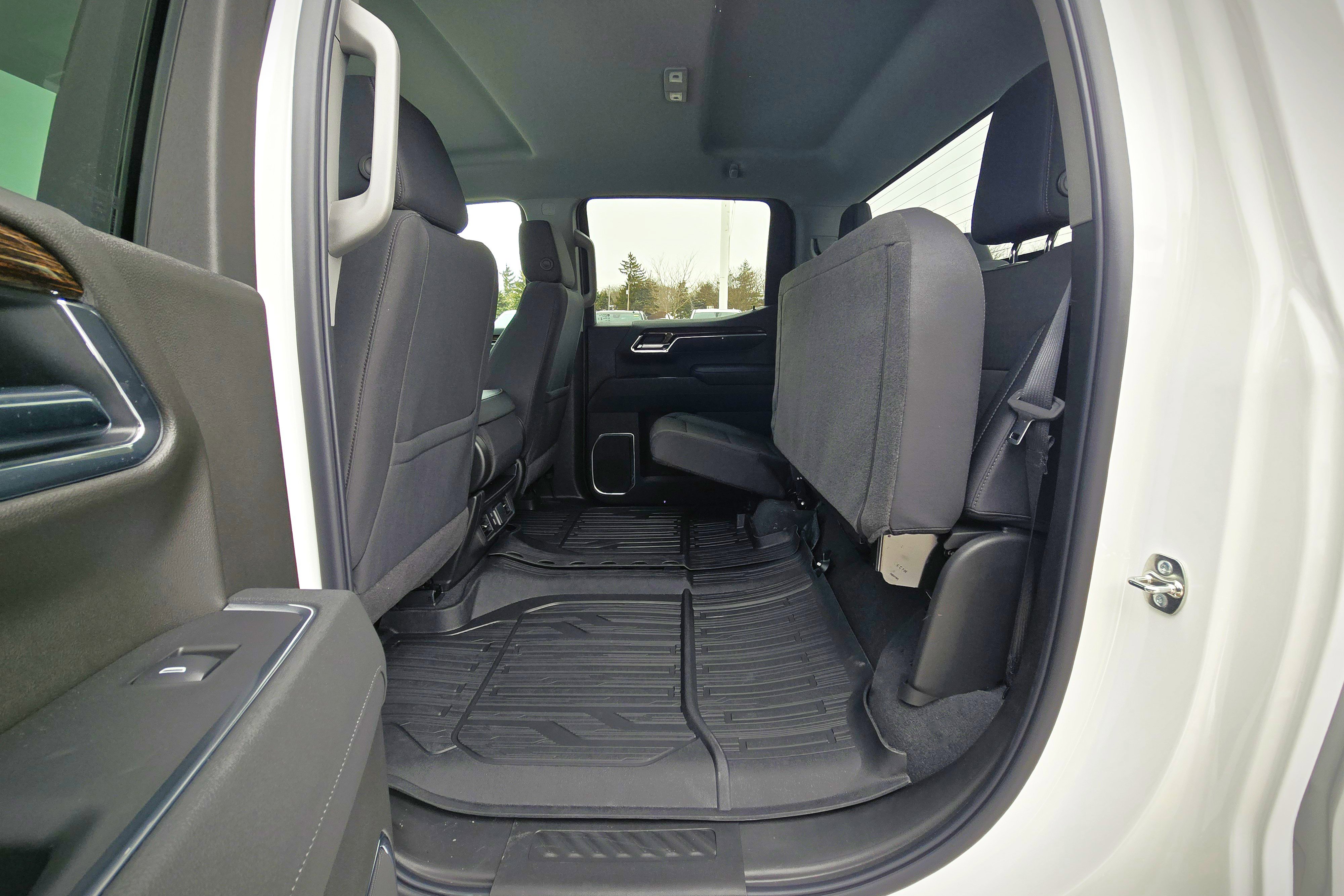 New 2026 GMC Sierra 1500 SLE w/ X31 Off-Road Package image 15