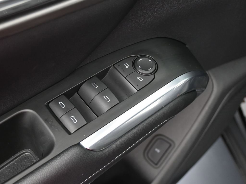 Used 2024 Chevrolet Traverse LS image 16