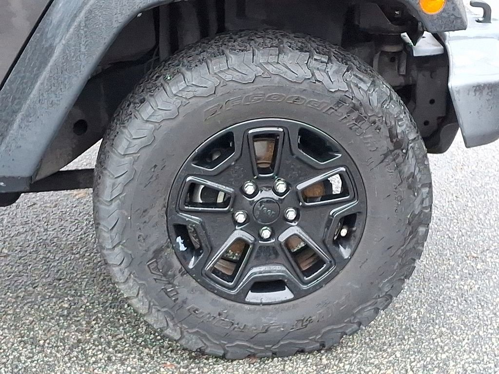 Used 2018 Jeep Wrangler Unlimited Sport image 8