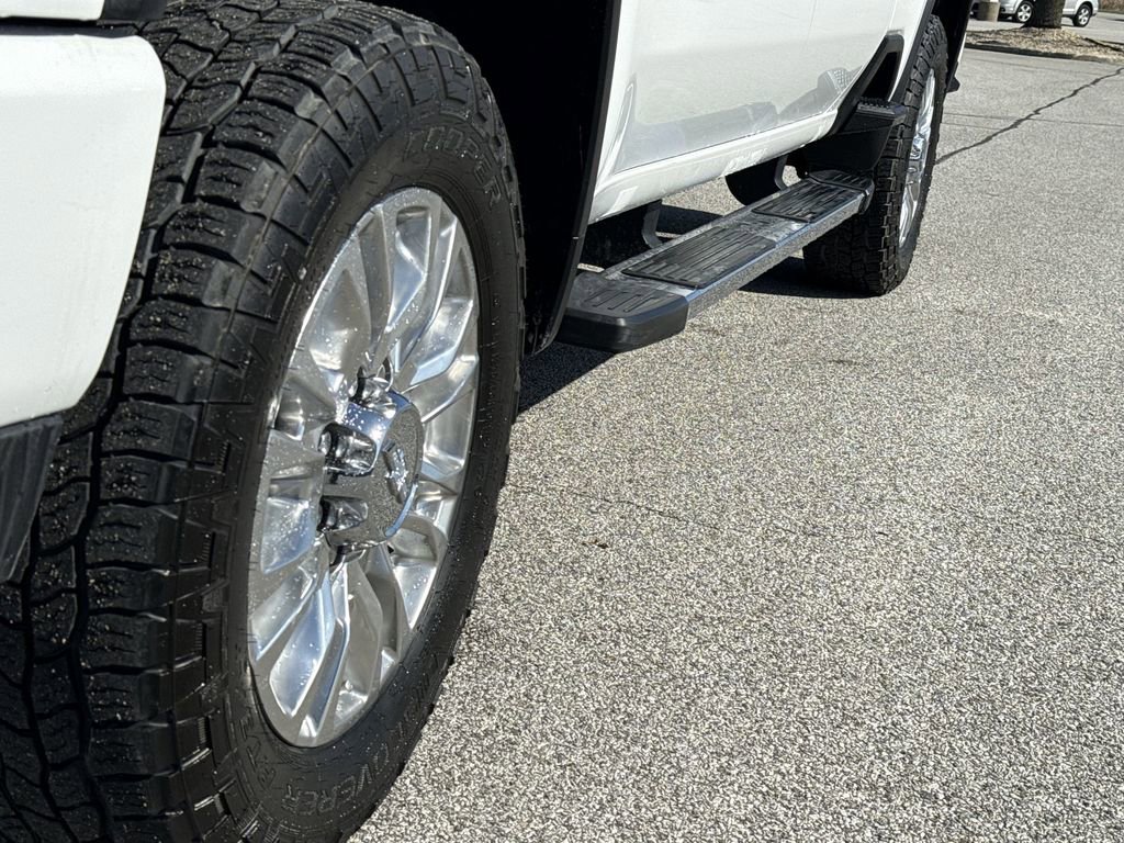 Used 2020 Chevrolet Silverado 2500 High Country w/ Z71 Off-Road Package image 19