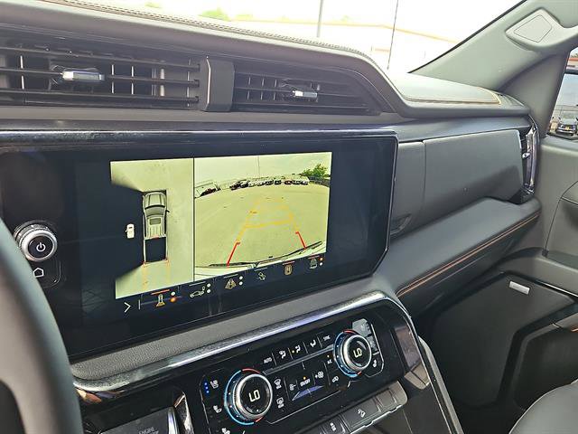 Used 2024 GMC Sierra 1500 AT4 w/ Technology Package AWD/4WD image 16