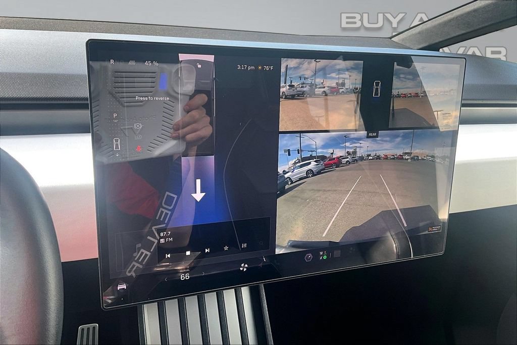 Used 2024 Tesla Cybertruck AWD Crew Cab image 21