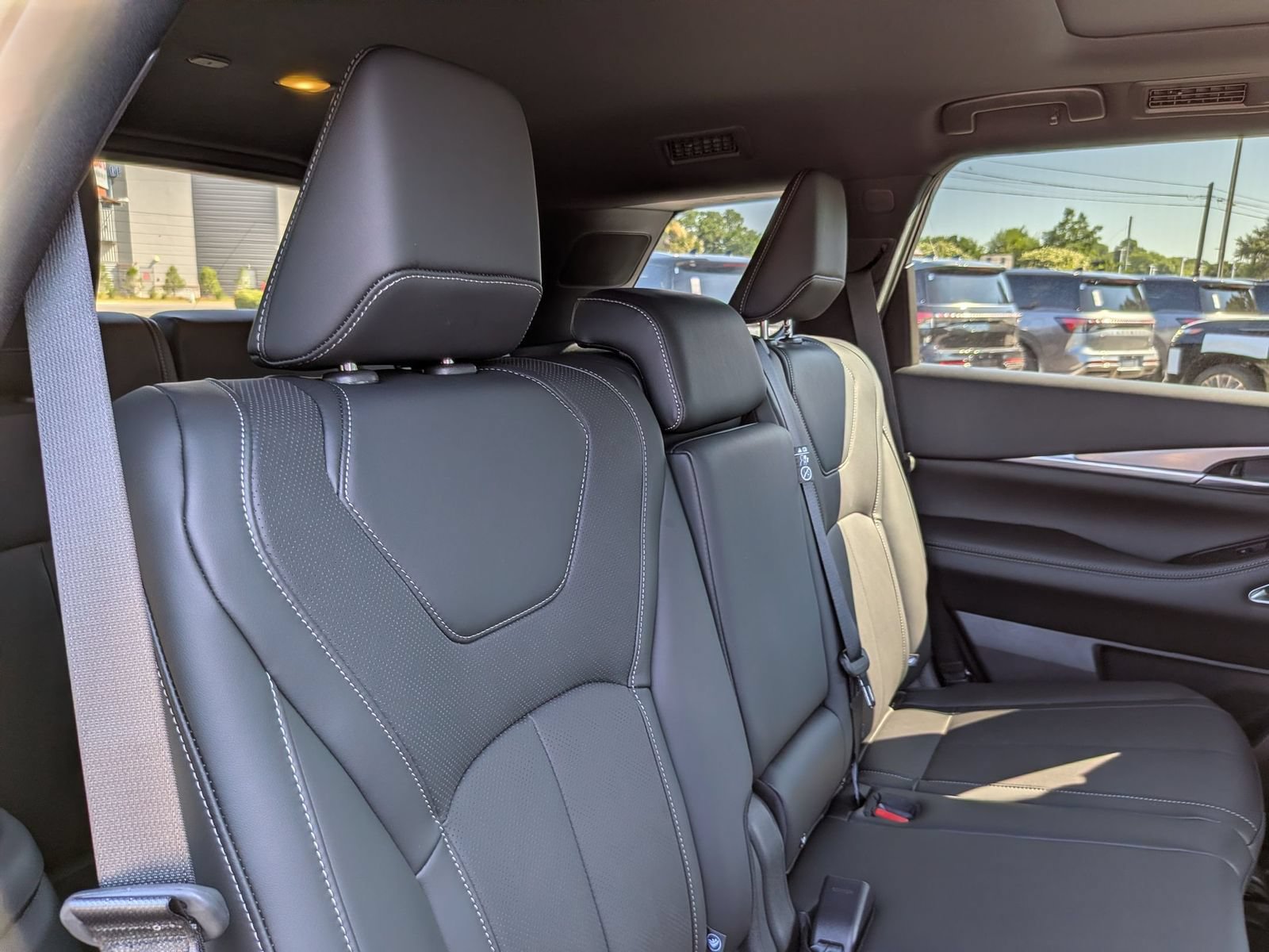 New 2027 INFINITI QX60 Sport w/ Dark Cargo Package AWD/4WD image 34