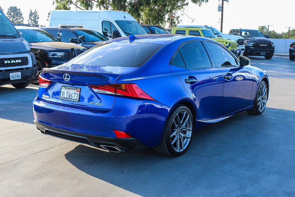 Used 2020 Lexus IS 350 F Sport w/ F Sport Package RWD image 9