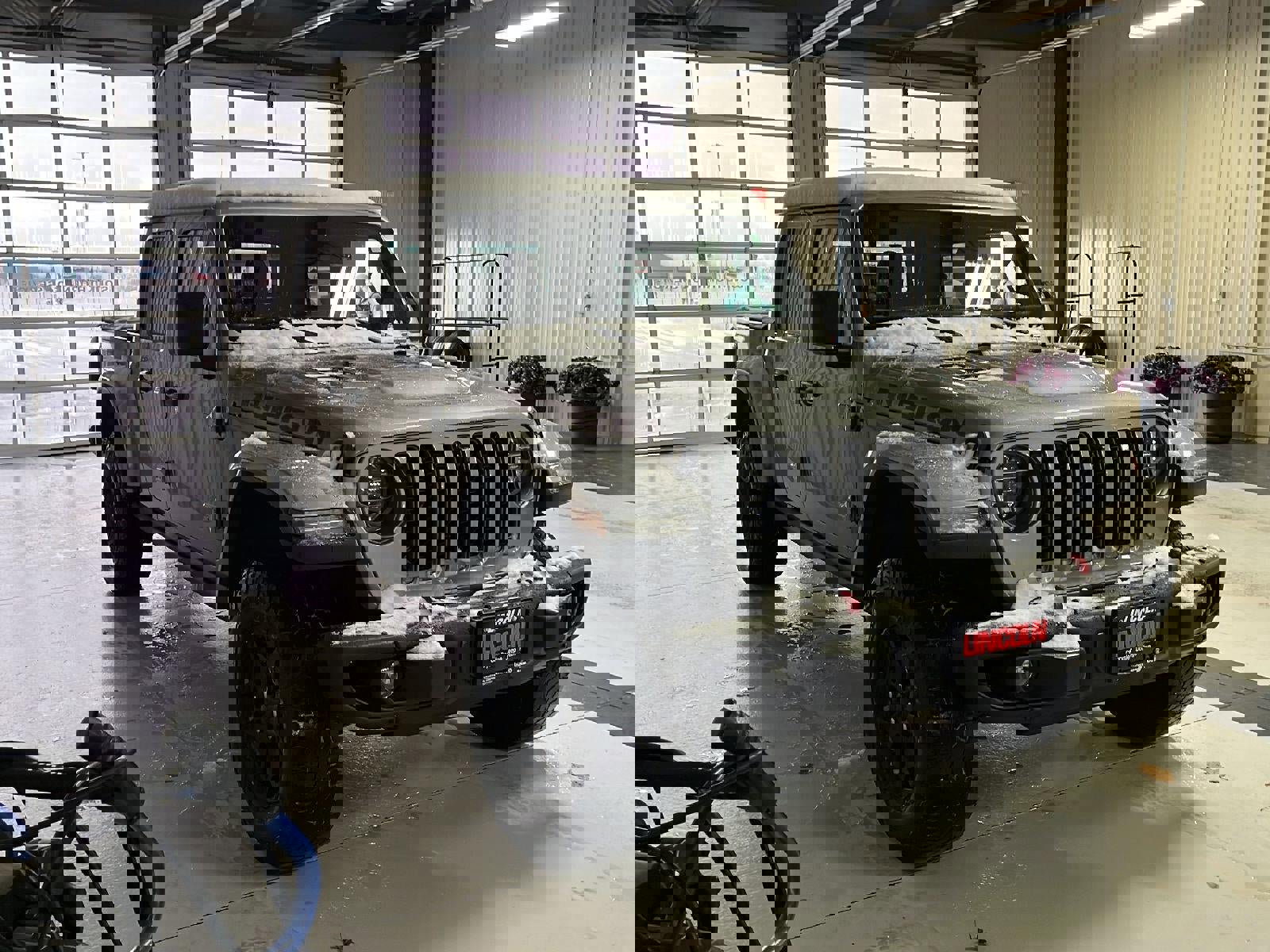 Used 2020 Jeep Gladiator Rubicon image 7