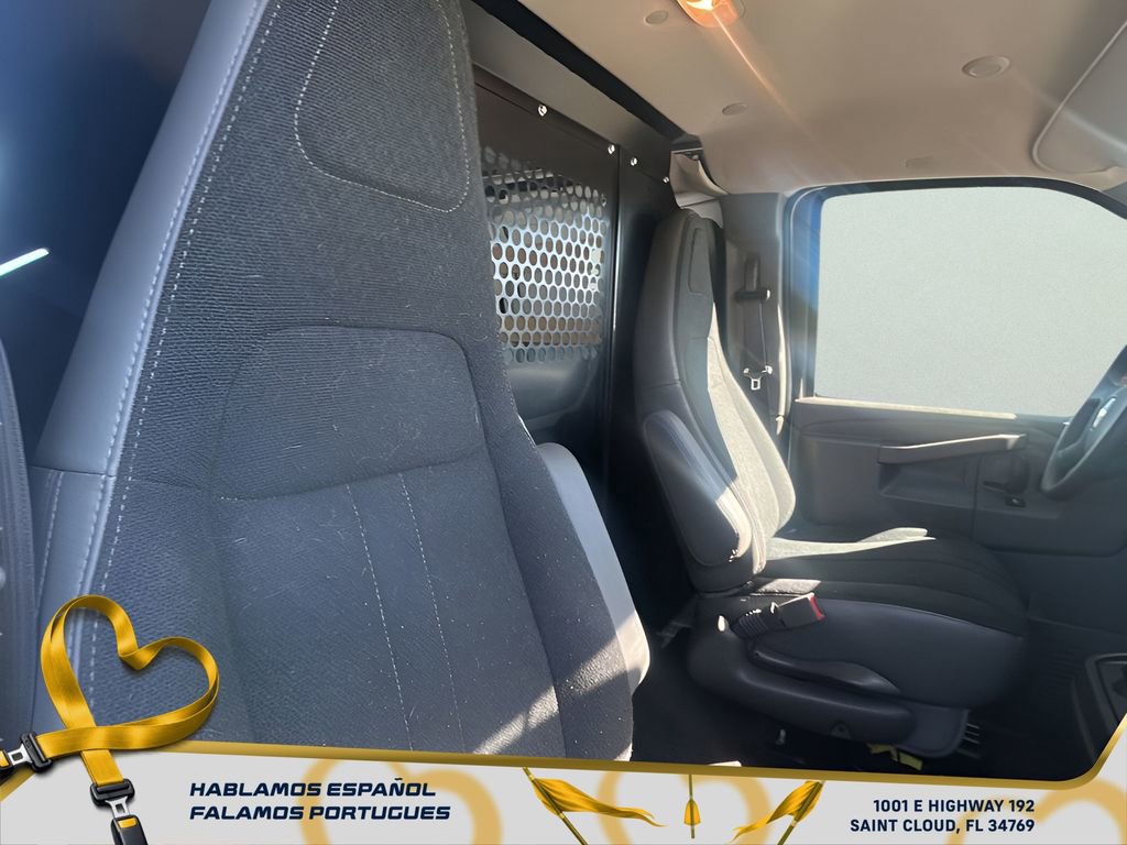 Used 2024 Chevrolet Express 2500 w/ Driver Convenience Package image 32
