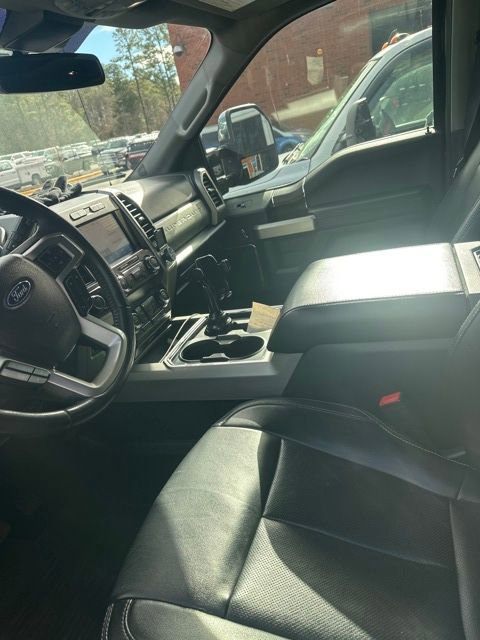Used 2021 Ford F350 Lariat w/ Lariat Ultimate Package image 3