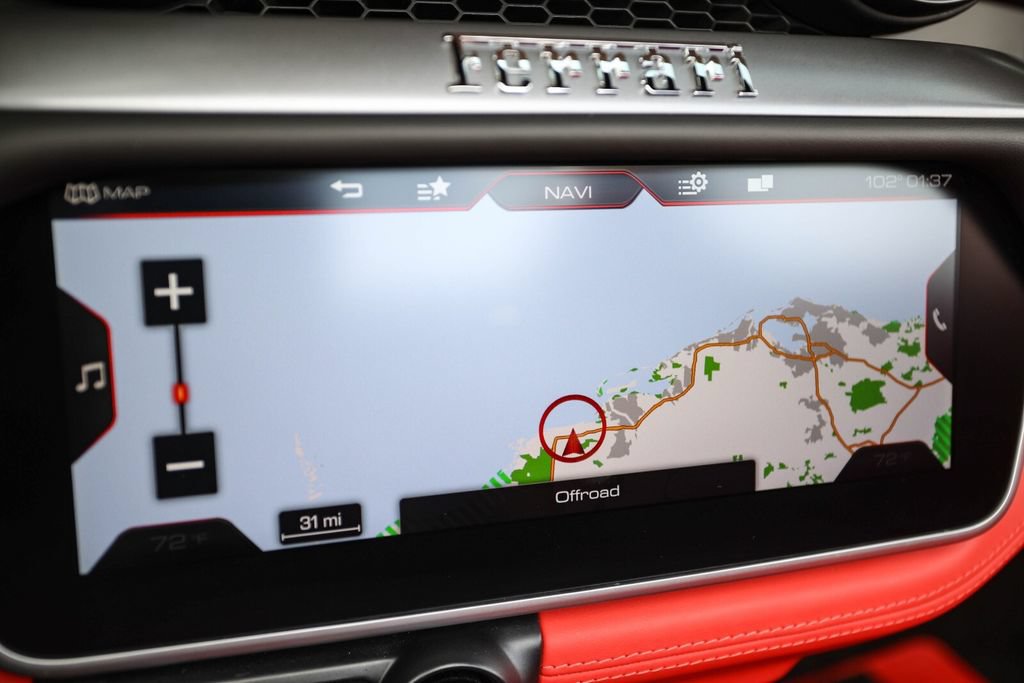 Certified 2019 Ferrari Portofino RWD image 35
