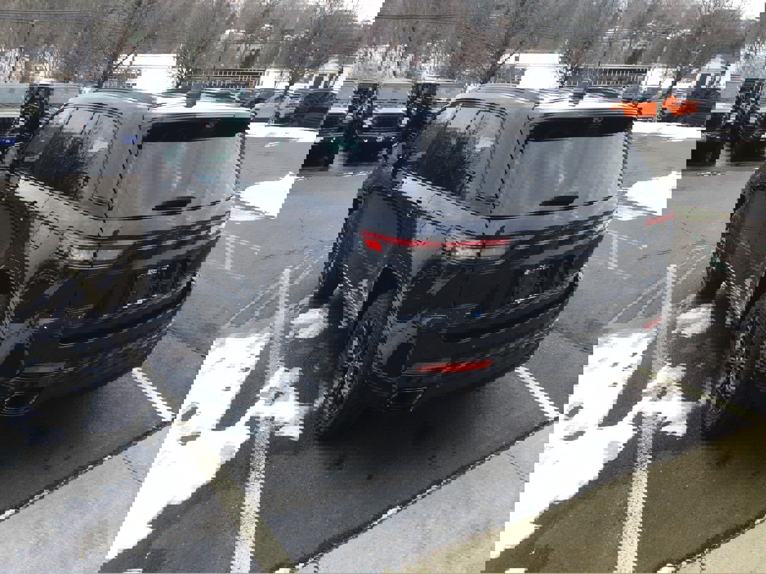 Used 2023 Jeep Grand Cherokee 30th Anniversary image 5