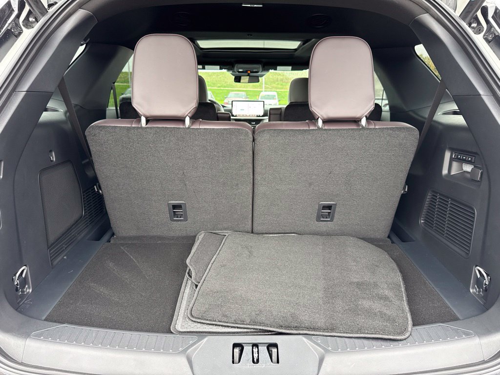 New 2027 Ford Explorer Platinum w/ LUX Leather Package AWD/4WD image 17