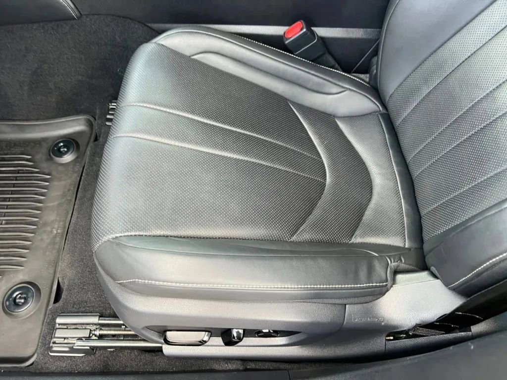 Used 2019 Lexus ES 350 F Sport w/ Accessory Package image 24