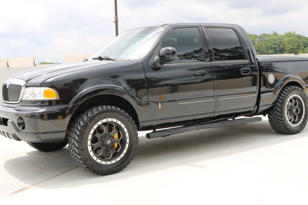 Used 2002 Lincoln Blackwood RWD image 30