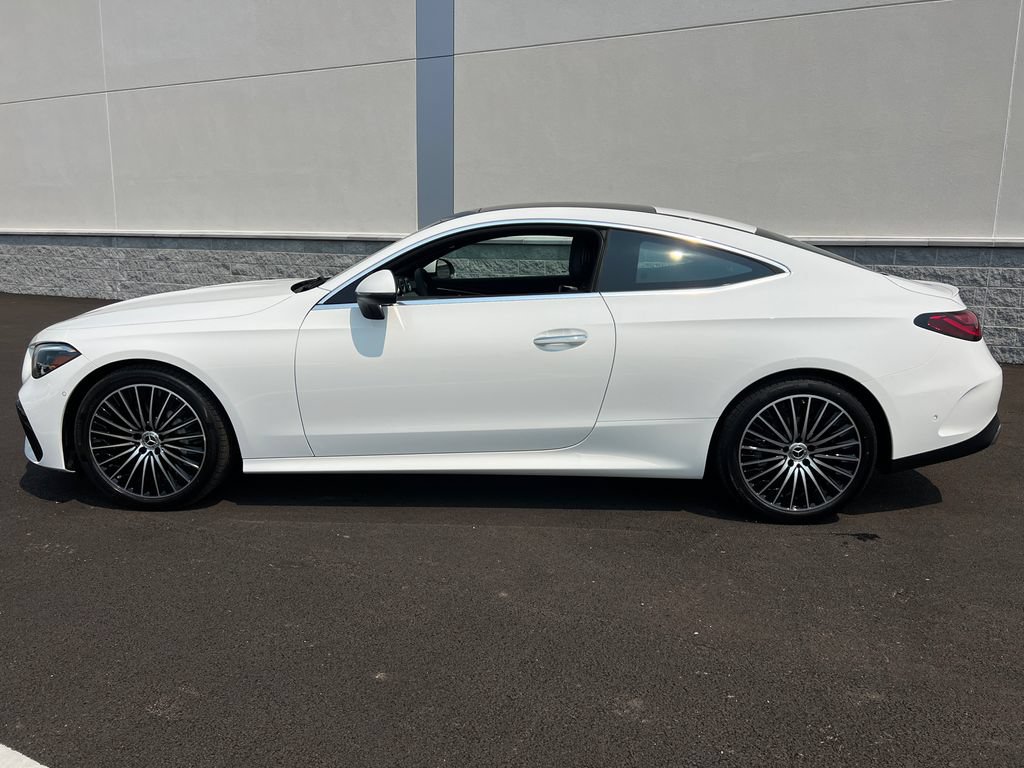 New 2026 Mercedes-Benz CLE 300 4MATIC Coupe image 4
