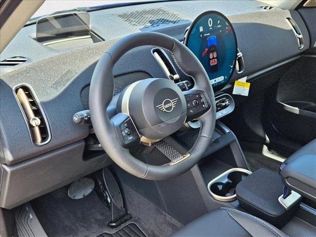 Used 2025 MINI Cooper Countryman S image 3