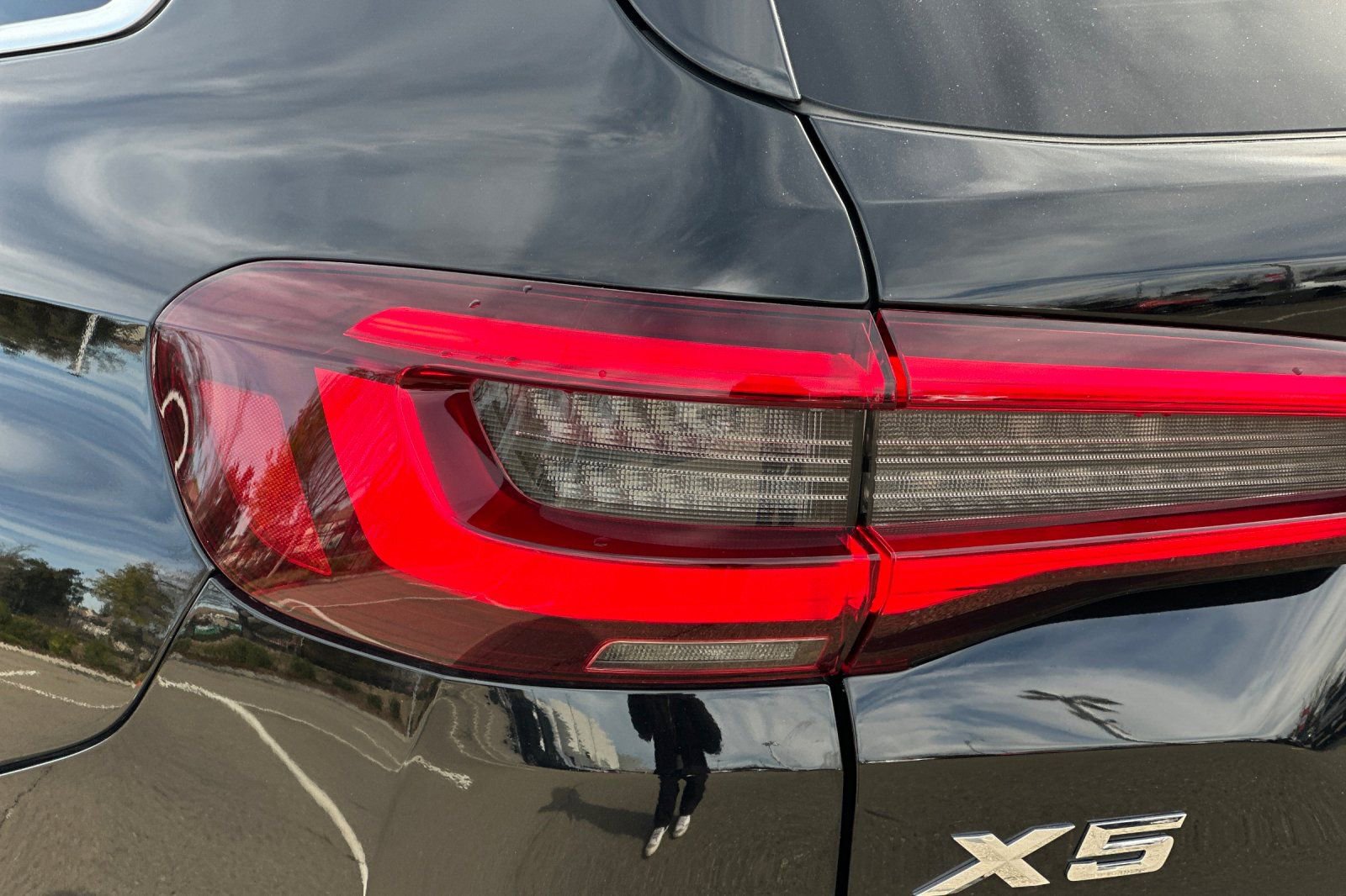 Used 2022 BMW X5 xDrive40i w/ Parking Assistance Package image 50