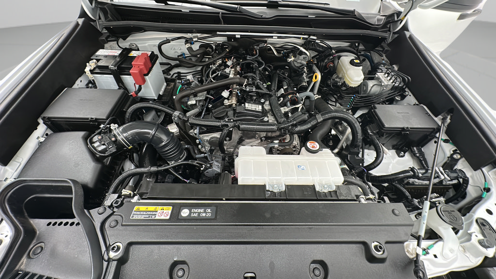 Used 2025 Toyota 4Runner SR5 AWD/4WD image 20