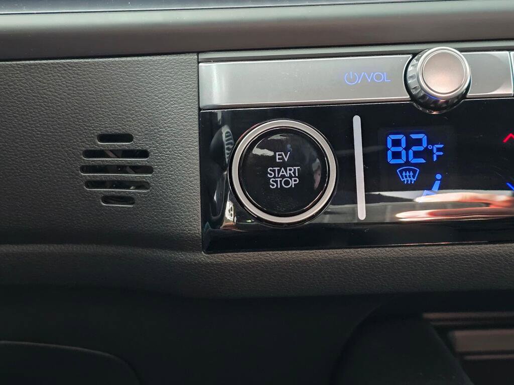 New 2024 Hyundai Ioniq 6 SEL image 23