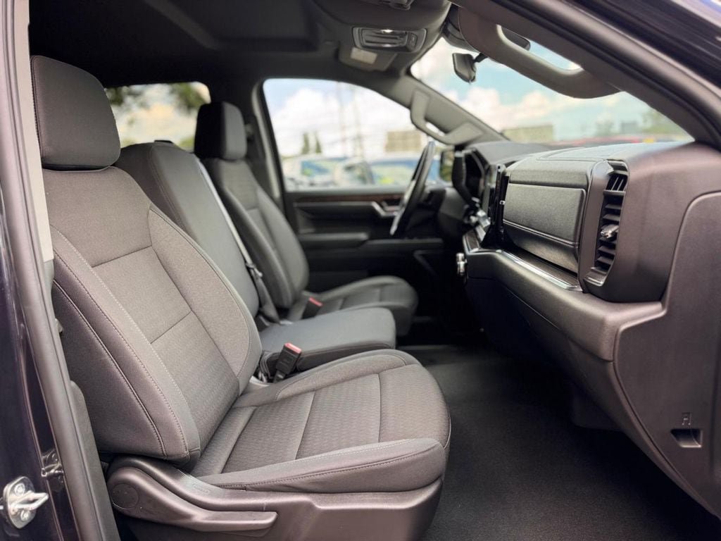 Used 2024 GMC Sierra 1500 Elevation AWD/4WD image 25