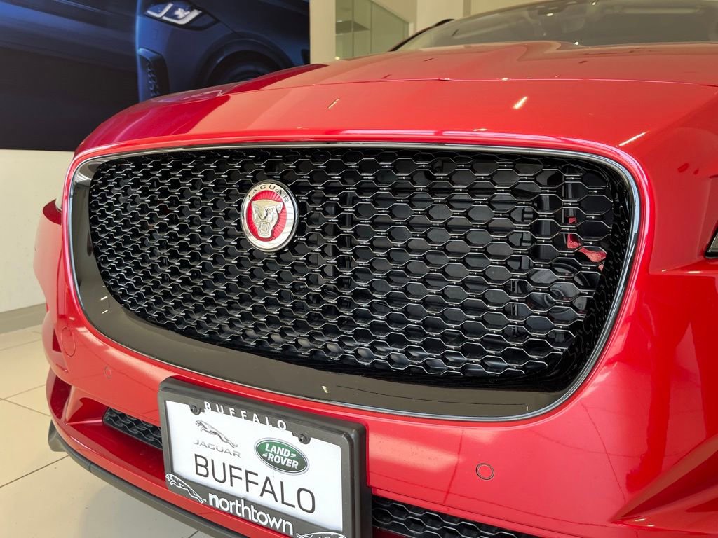 Used 2020 Jaguar F-PACE Premium AWD/4WD image 14