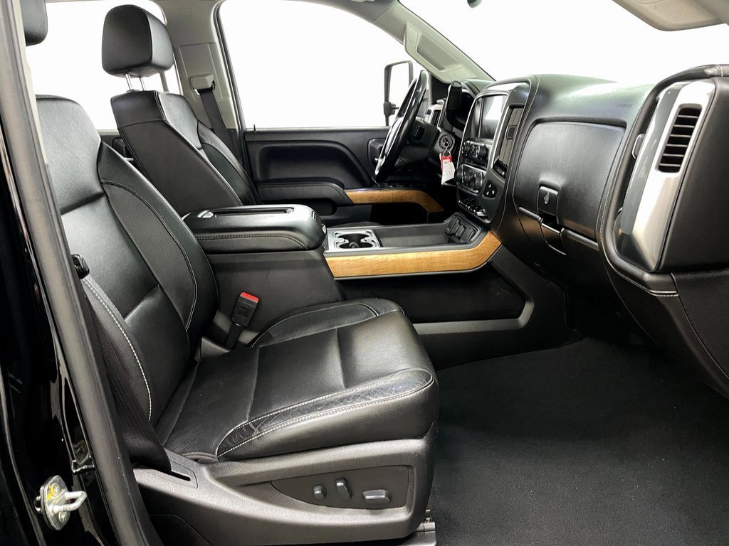 Certified 2019 Chevrolet Silverado 2500 LTZ w/ Duramax Plus Package image 40
