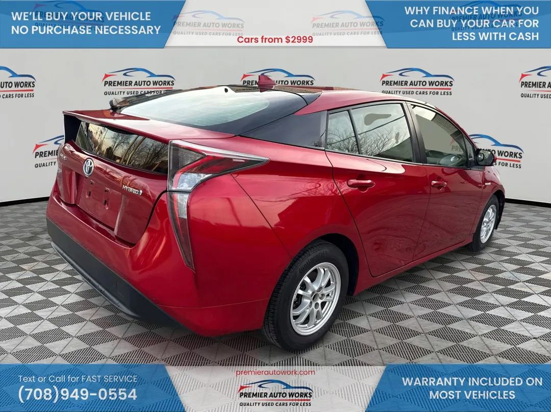 Used 2017 Toyota Prius Two w/ Carpet Mat Package image 4