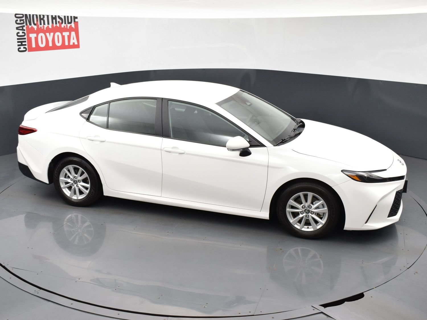 Used 2025 Toyota Camry LE FWD image 21