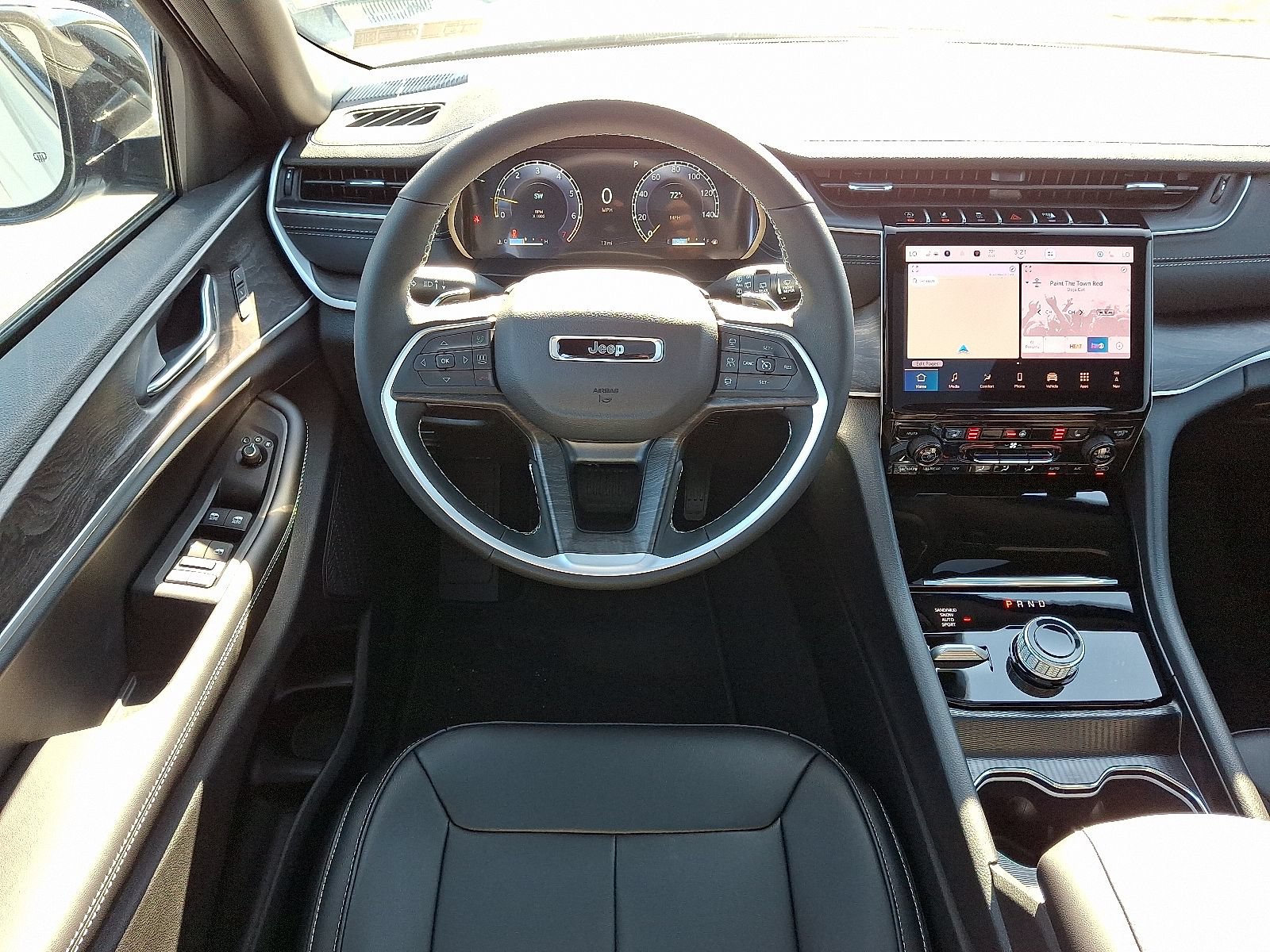New 2025 Jeep Grand Cherokee Limited AWD/4WD image 9