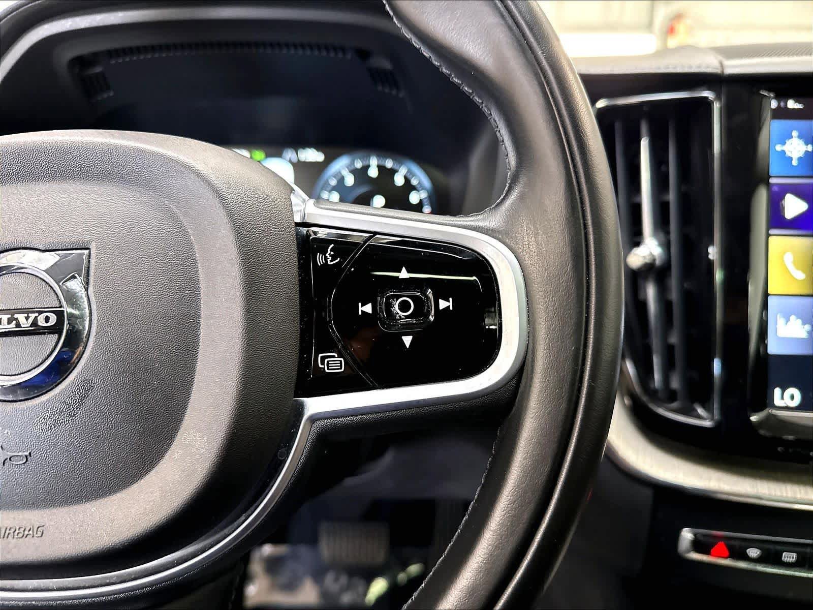 Used 2019 Volvo XC60 T5 Inscription FWD image 15