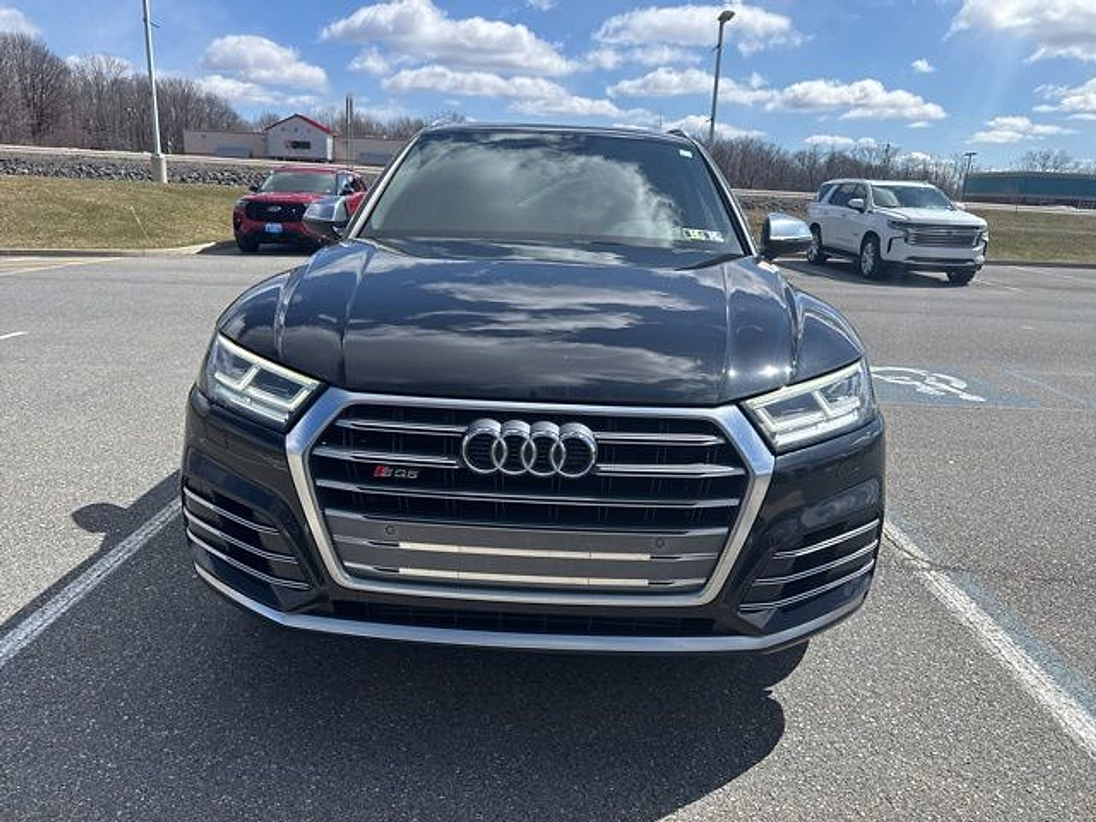 Used 2019 Audi SQ5 Premium Plus w/ Premium Plus Package image 2