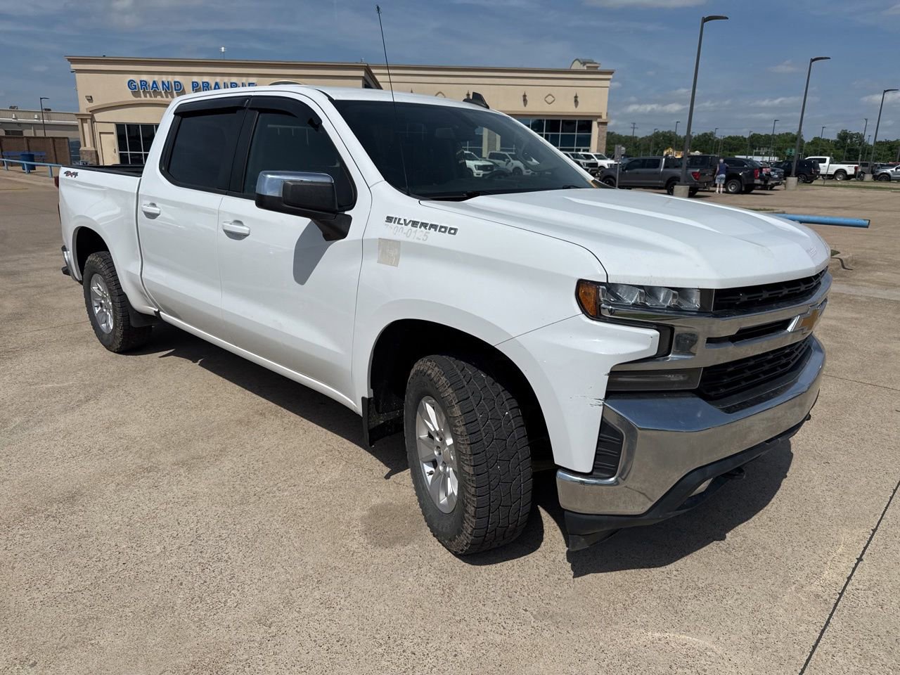 Used 2020 Chevrolet Silverado 1500 LT w/ Bed Protection Package AWD/4WD image 17