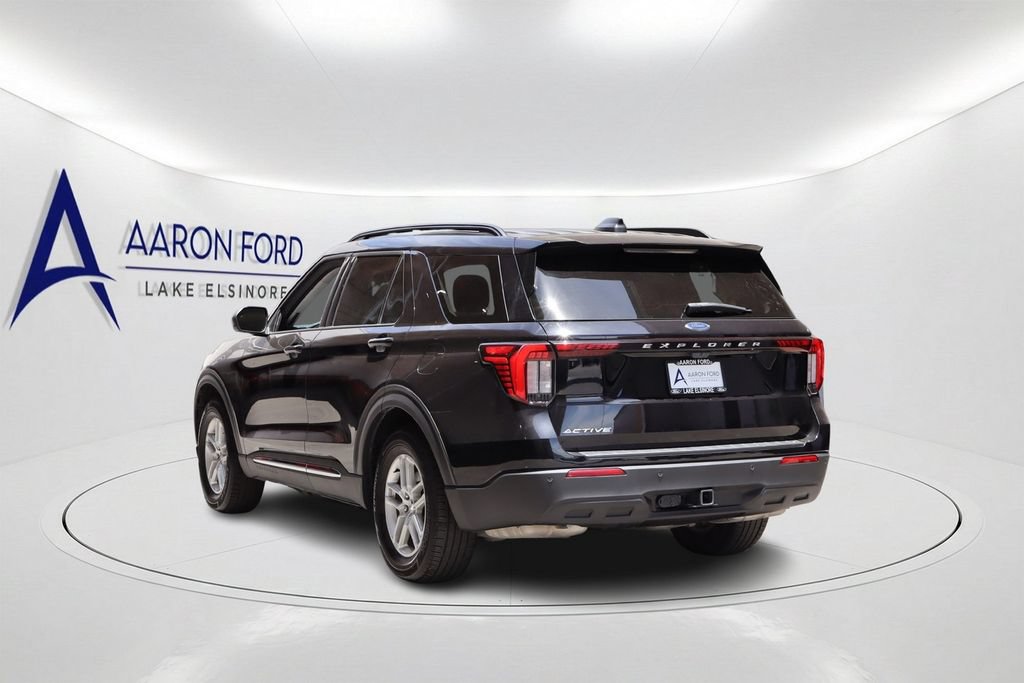 Used 2025 Ford Explorer Active RWD image 7