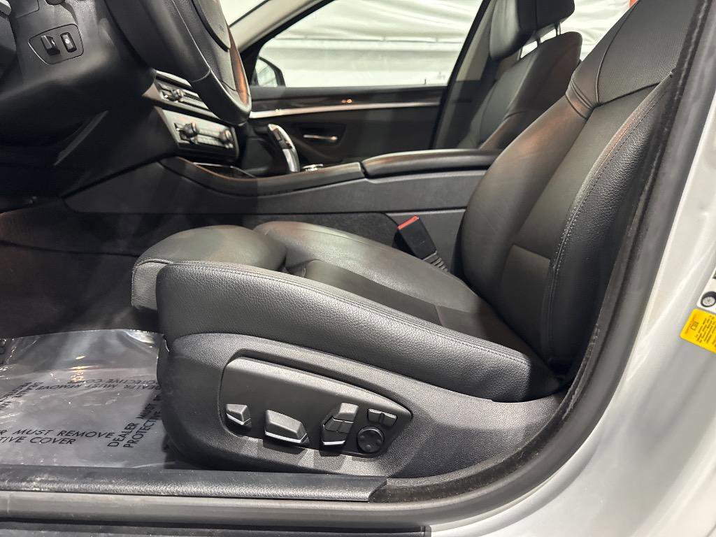 Used 2014 BMW 535i Sedan image 30