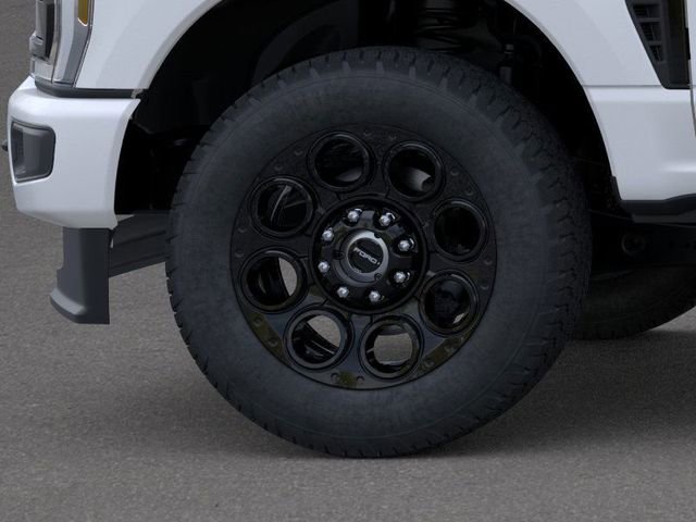 New 2026 Ford F250 Lariat w/ Black Appearance Package image 19