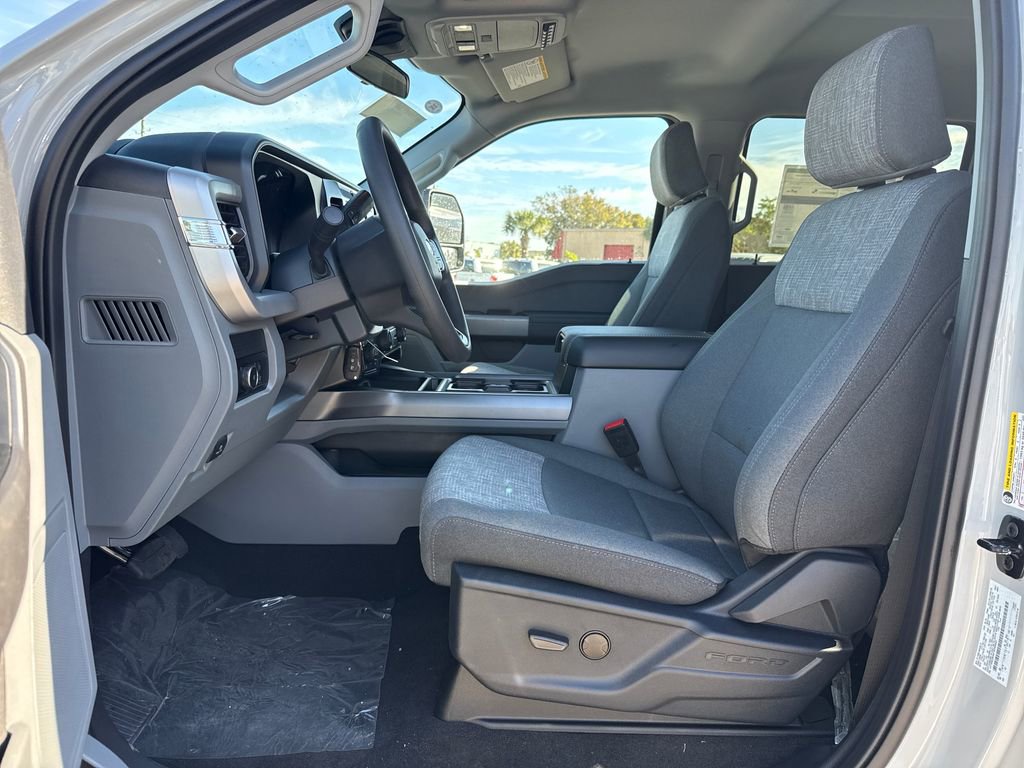 New 2026 Ford F250 XLT image 19