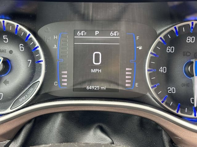 Used 2023 Chrysler Voyager LX FWD image 29