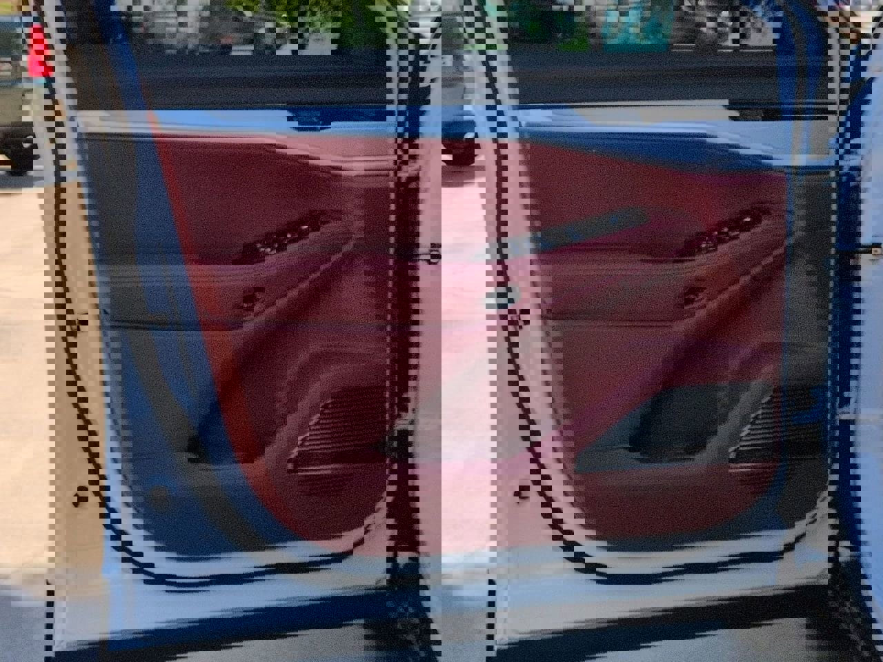 Used 2025 Jeep Wagoneer S Launch Edition image 8