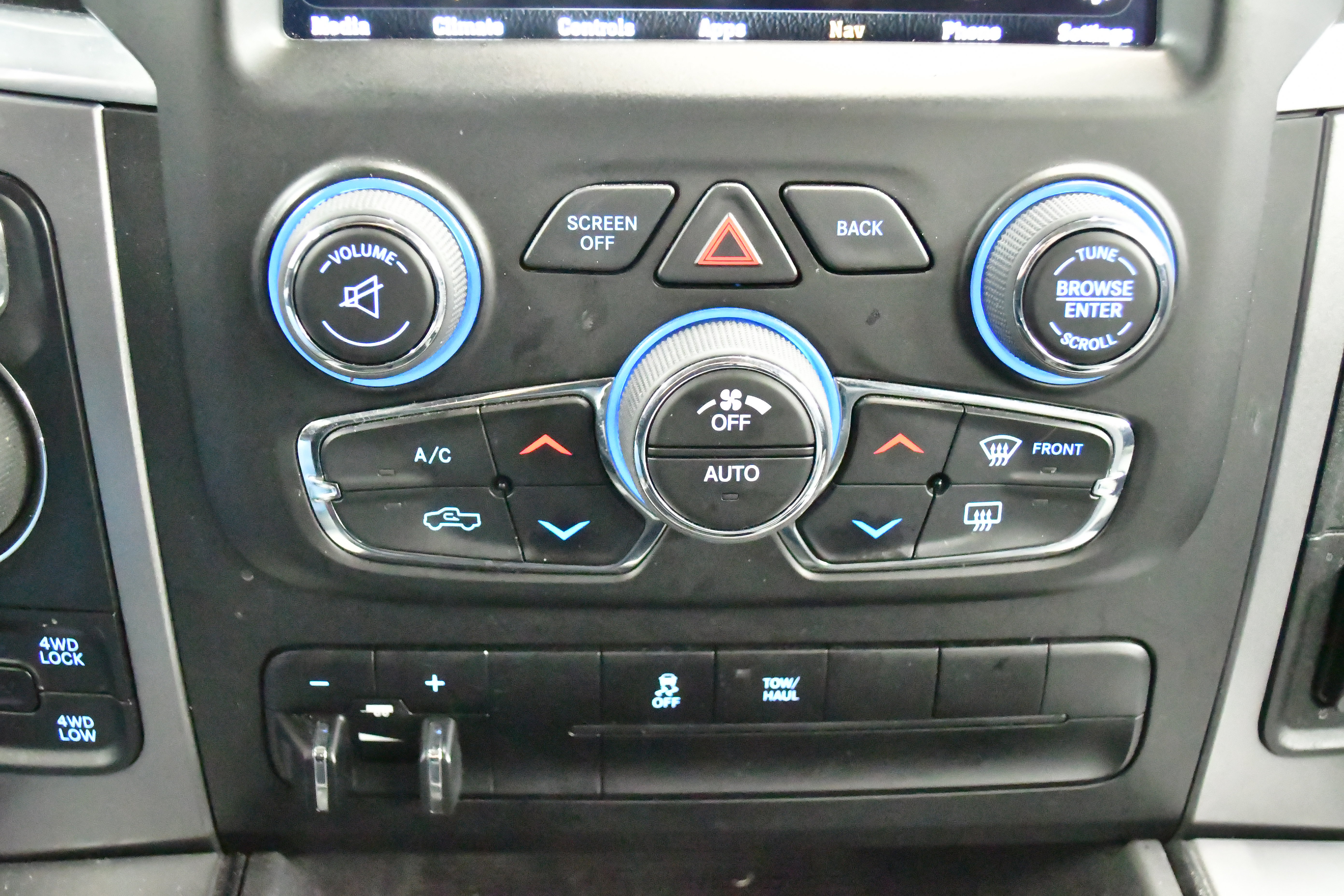 Used 2023 RAM 1500 Classic SLT w/ Trailer & Traction Group image 44