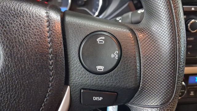 Used 2016 Toyota Corolla LE image 31