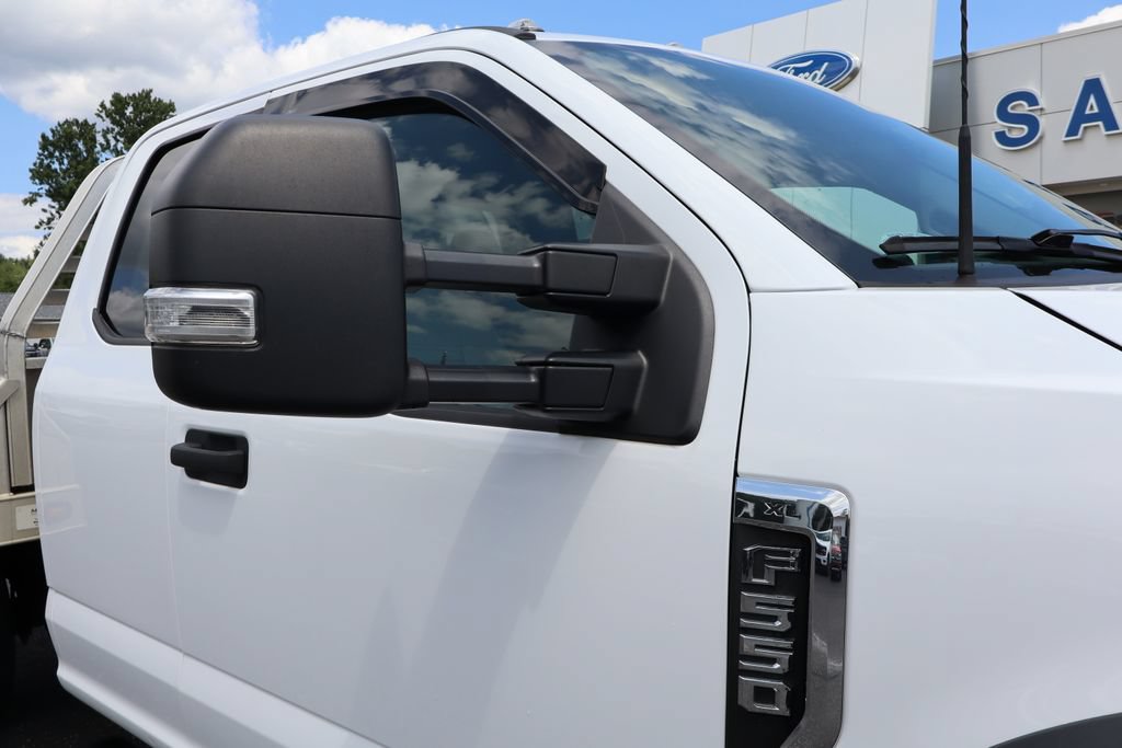 Used 2022 Ford F550 4x4 SuperCab Super Duty image 20