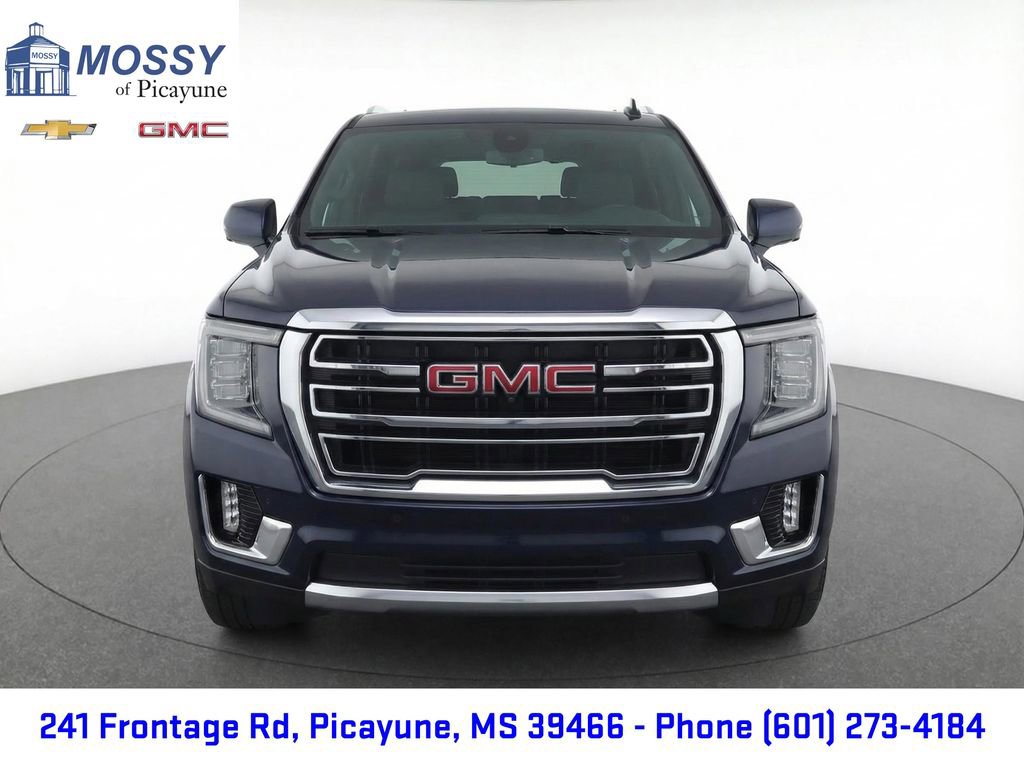 Used 2023 GMC Yukon SLT w/ SLT Luxury Package image 6